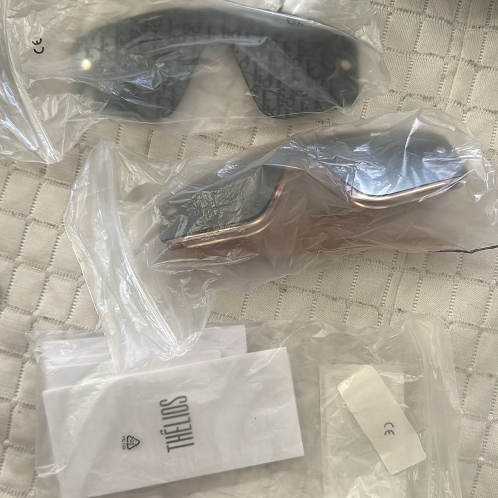 Diorxtrem MU Gray Mask Sunglasses with Interchangeable Lenses - Picture 3 of 7